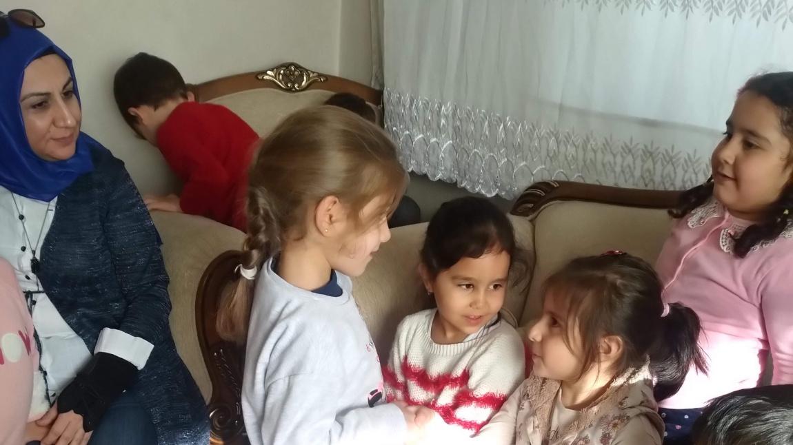 Suriyeli öğrencimizi evinde ziyaret ettik